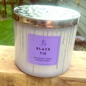 Bath and body works candle